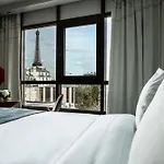 Le Parisis - Paris Tour Eiffel