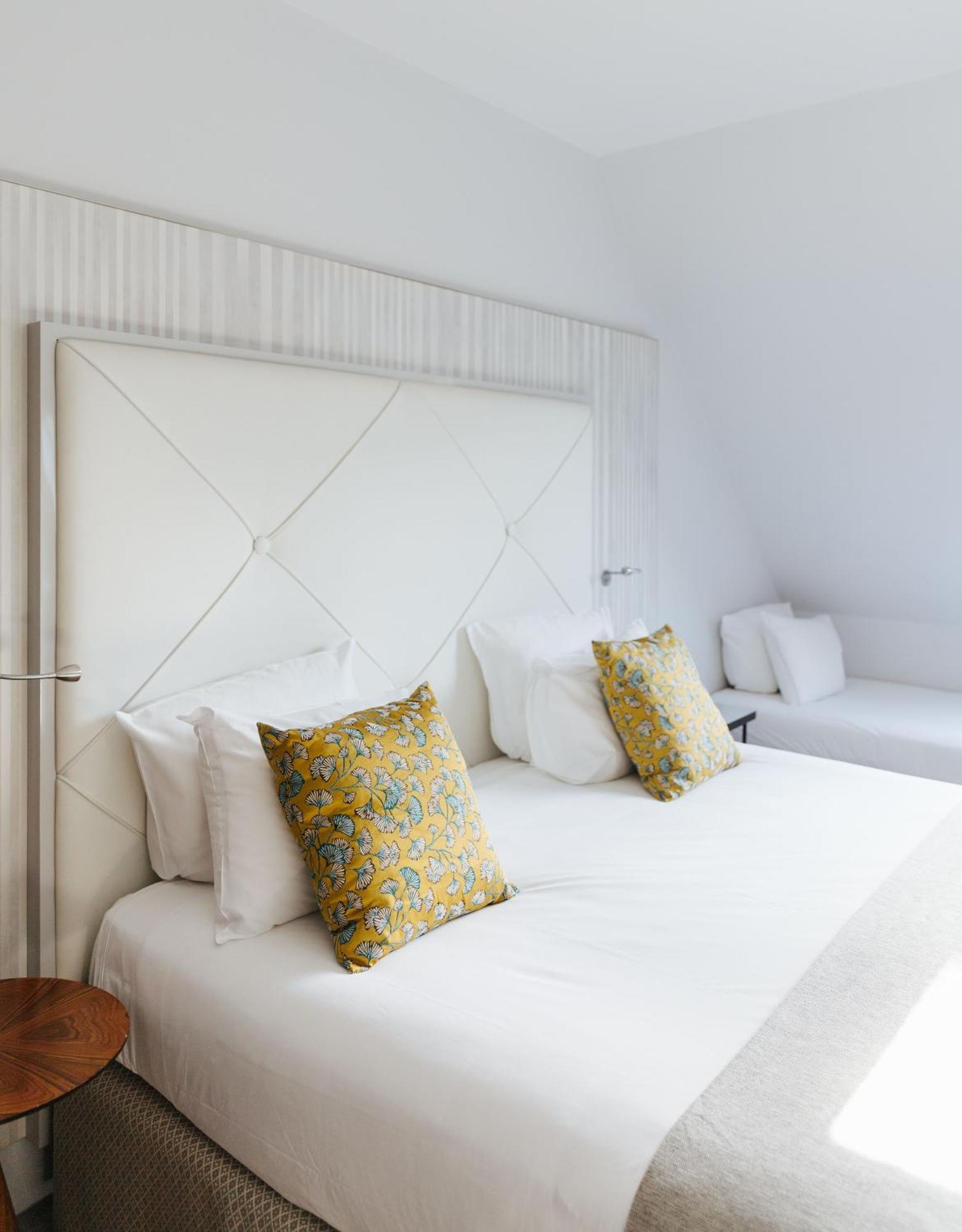 Hotel Le Parisis - Tour Eiffel Paris