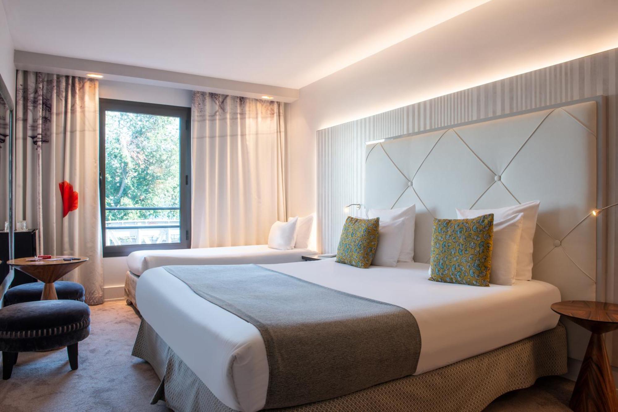 Hotel Le Parisis - Tour Eiffel 4*