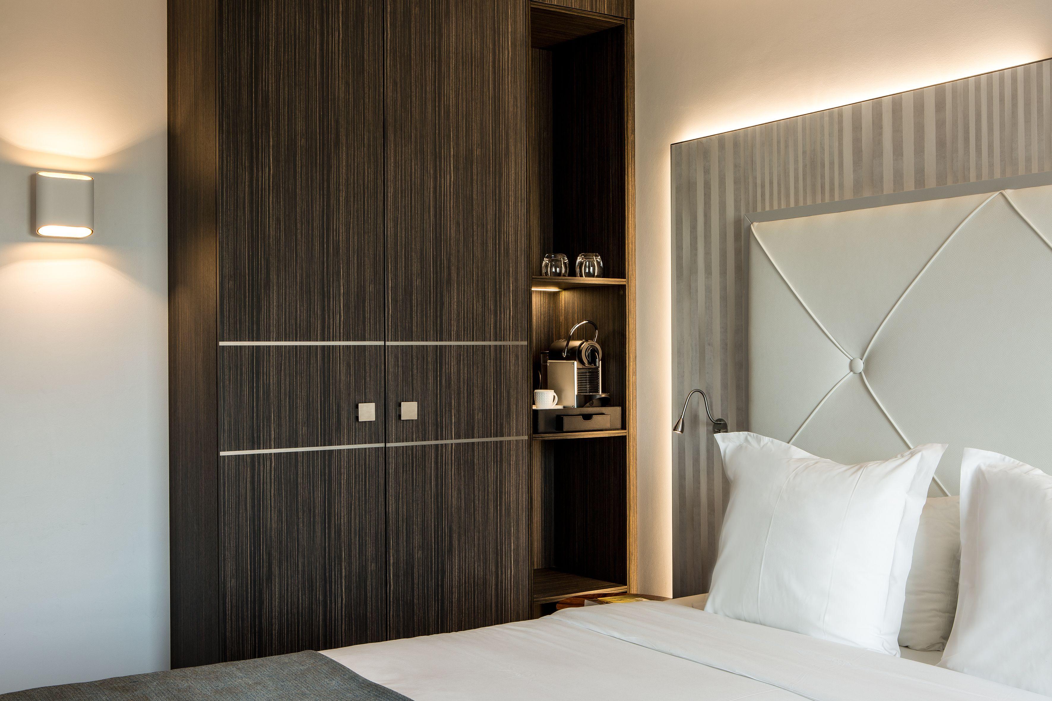 Le Parisis - Tour Eiffel 4* Paris