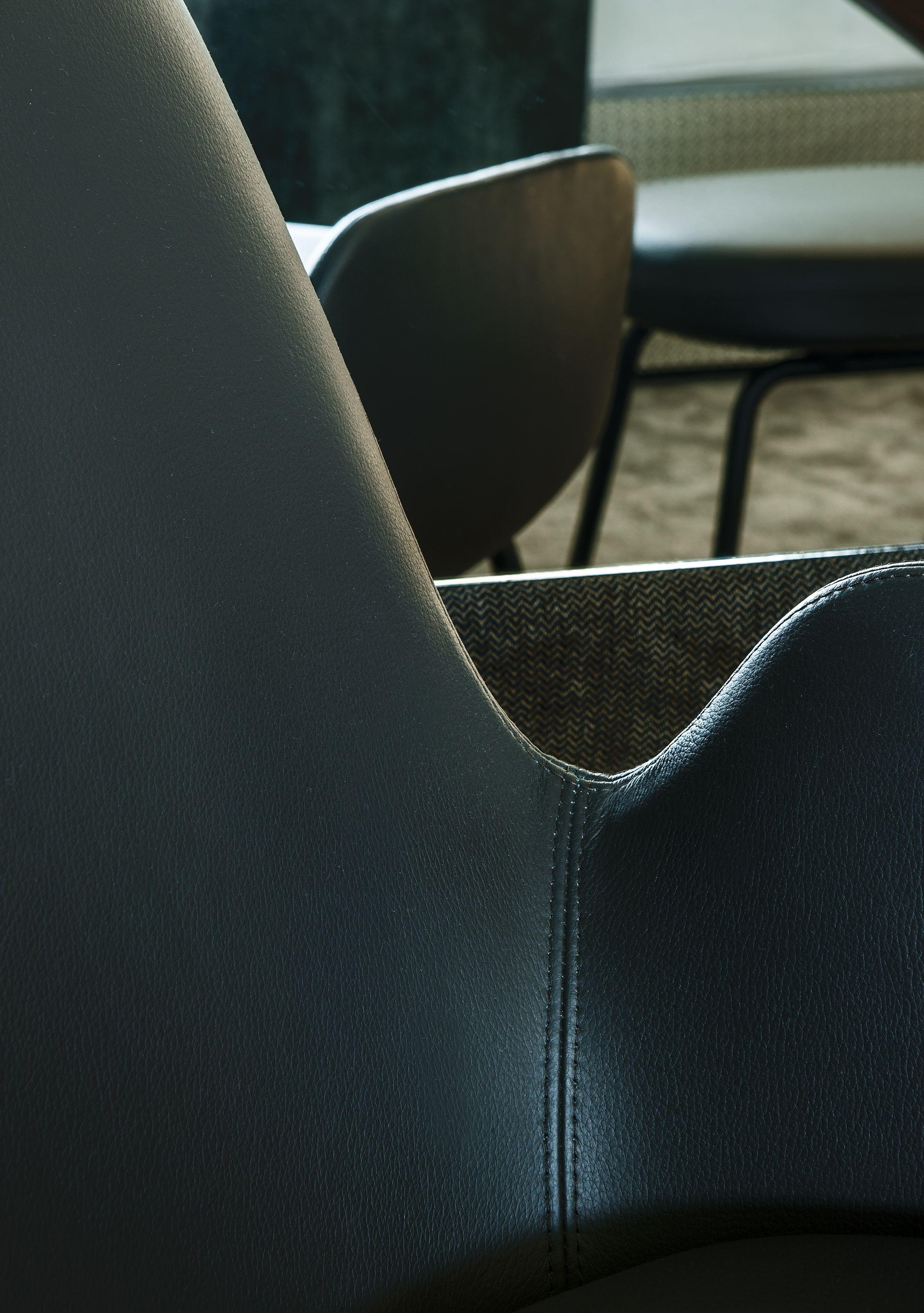 Le Parisis - Tour Eiffel 4*